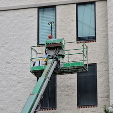 An-Exterior-Building-Cleaning-for-Houstons-Empire-Building 2