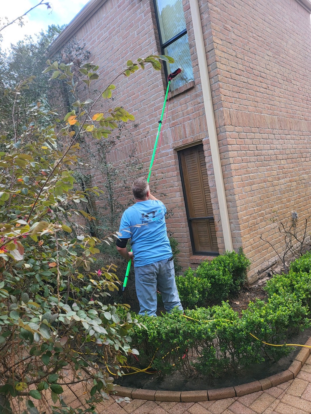 Piney window cleaning